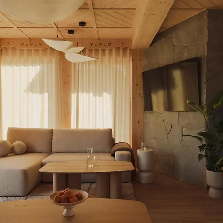 Lovelia Luxury *